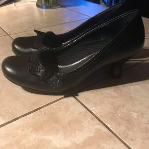 Short Black Heels- 8.5